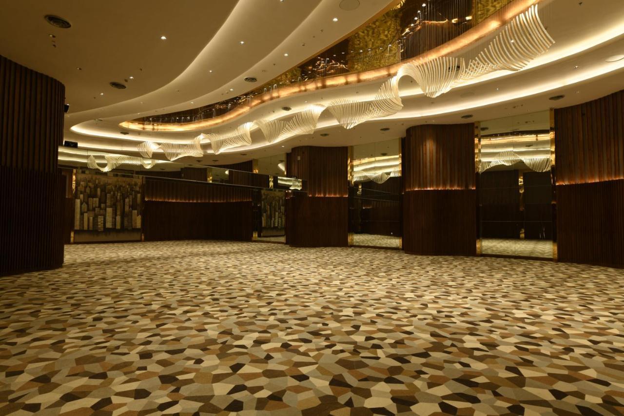 Wyndham Ahmedabad Shela Hotell Eksteriør bilde