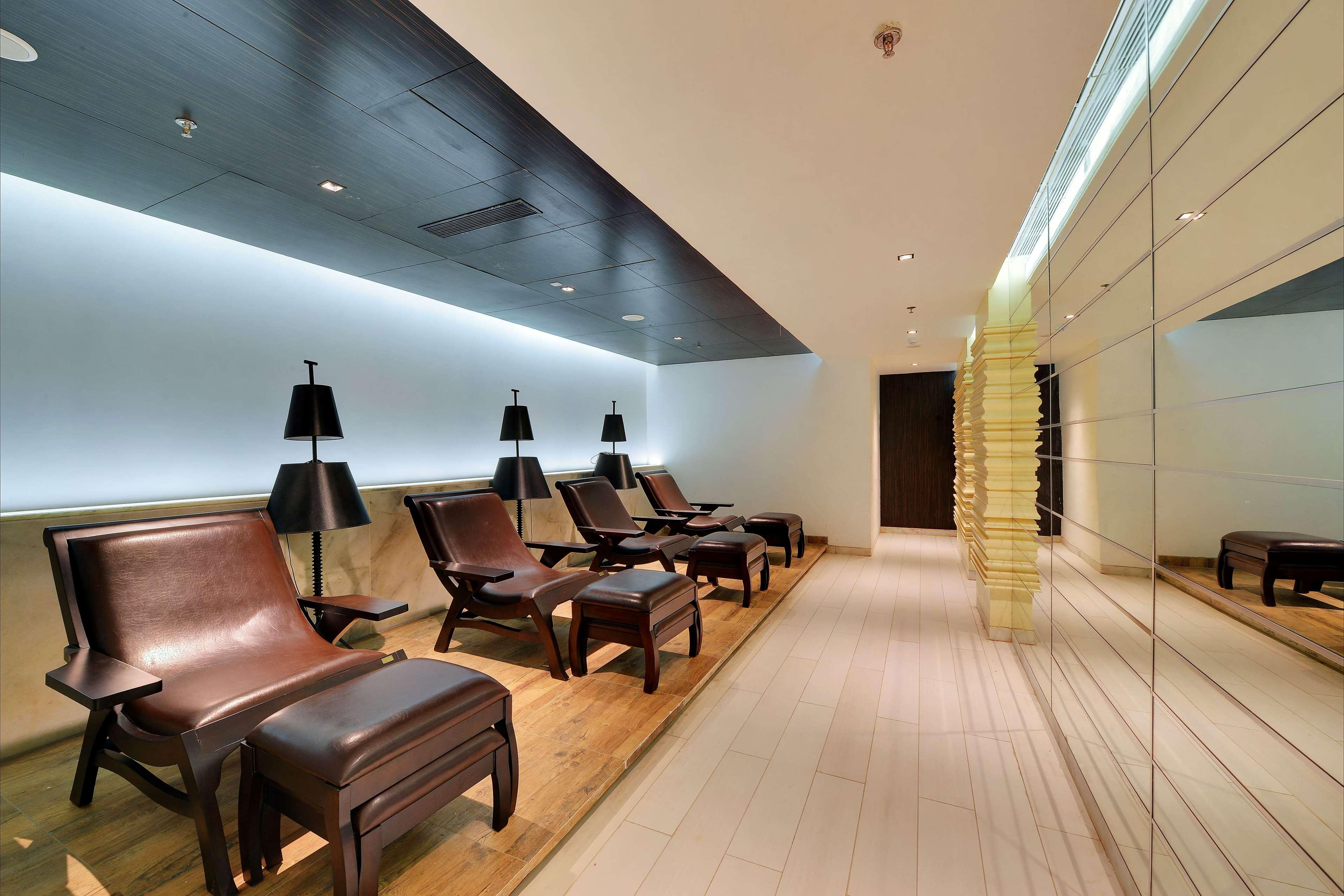 Wyndham Ahmedabad Shela Hotell Eksteriør bilde